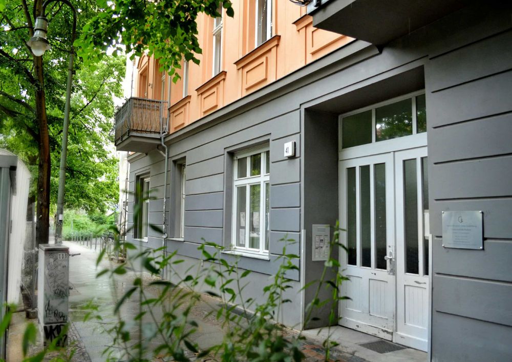 Дом на Schliemannstraße 41 в Берлине, Пренцлауэр-Берг — кабинет семейных расстановок Натальи Шпурман